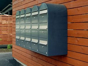 Bobi Trio brievenbus systemen voor appartementen met individuele afsluitbare vakken voor veilige en efficiënte postbezorging